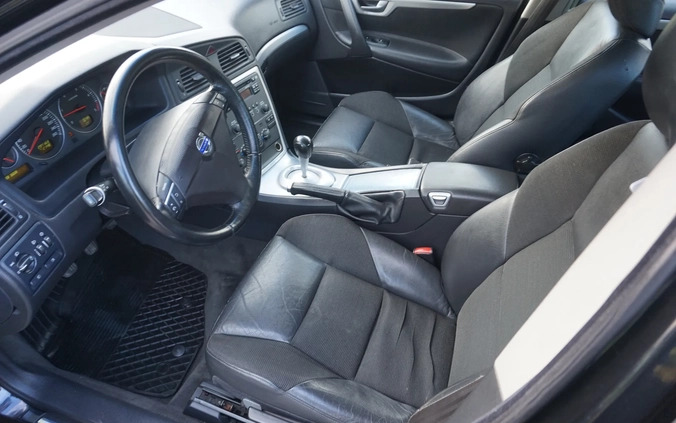 Volvo S60 cena 17500 przebieg: 297000, rok produkcji 2006 z Sieradz małe 37